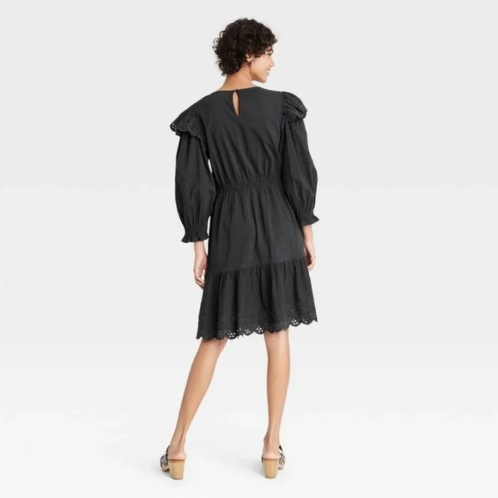 XL Eyelet Ruffle Long-sleeve Dress Dark Gray/Black Dark Cottagecore - Ravencore - Picture 3 of 11